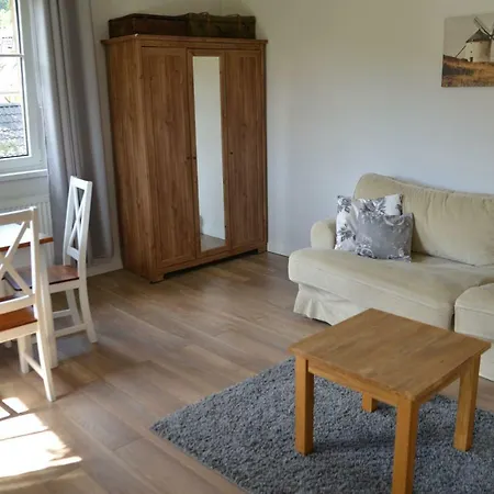 Apartament Pod Starym Modrzewiem * פולניסה-ז'דוז'